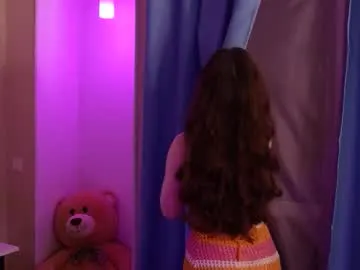 AlanaSampaoli – webcam model profile photo Image 12