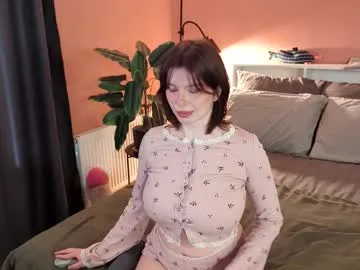 DomManlyGuy chat room preview Image 4