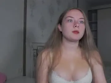 petites_perles – webcam model profile photo Image 7