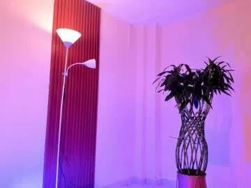 dannys__20 – webcam model profile photo Image 13