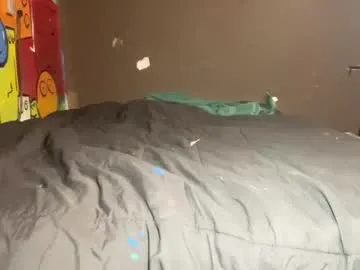 PumaShyXD chat room preview Image 8