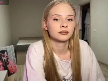 litlle_flowers – webcam model profile photo Image 4