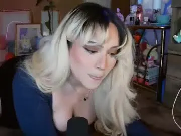 hornyshow_tv – webcam model profile photo Image 2