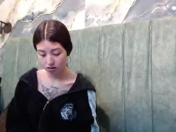 skinny_candy18 – webcam model profile photo Image 5