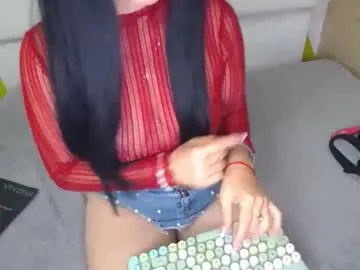 rose__luck – webcam model profile photo Image 3