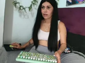 rose__luck – webcam model profile photo Image 7