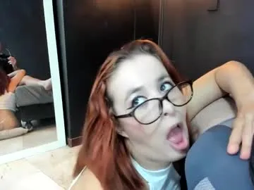 little_show_sexy – webcam model profile photo Image 19