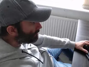 bisexualmilf – webcam model profile photo Image 4