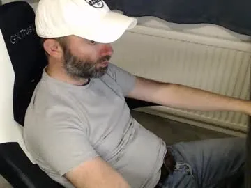 bisexualmilf – webcam model profile photo Image 9