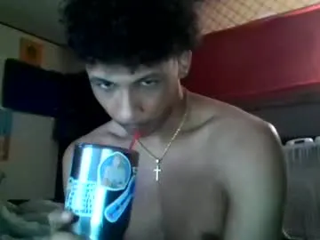 Kento26767 – webcam model profile photo Image 3