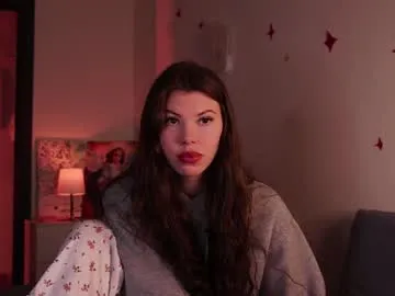 andyliveandsofi – webcam model profile photo Image 3