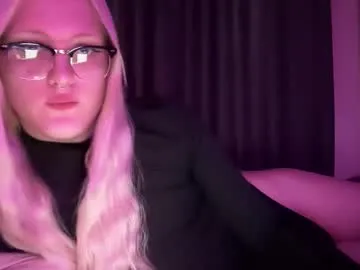 MarsyParson – webcam model profile photo Image 2