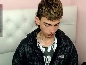 Sexy_anaamika chat room preview Image 8