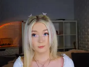 roouse – webcam model profile photo Image 10