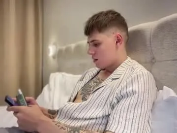 ShynBarbie – webcam model profile photo Image 2