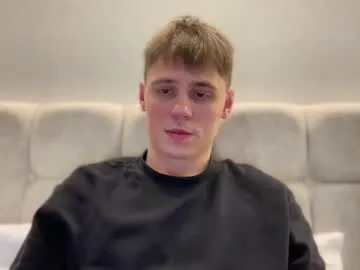 ShynBarbie – webcam model profile photo Image 4