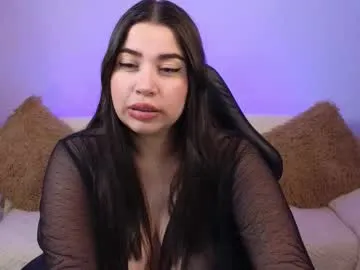 EmilySimon – webcam model profile photo Image 12