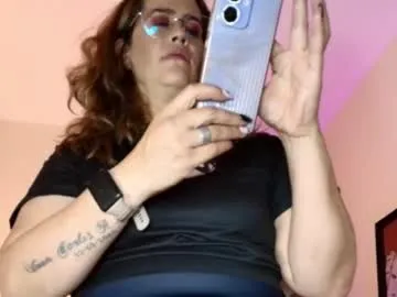 fit_vic – webcam model profile photo Image 10