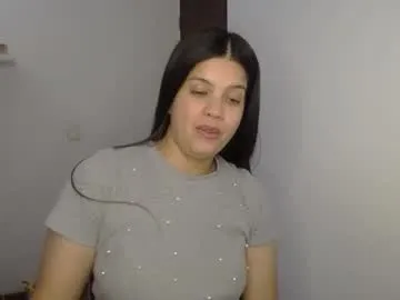 alana15 – webcam model profile photo Image 16