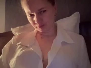 movessa – webcam model profile photo Image 13