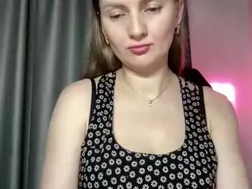 movessa – webcam model profile photo Image 3