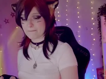 zui_lu – webcam model profile photo Image 2