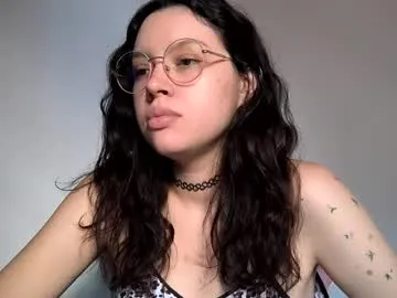 marciecommon – webcam model profile photo Image 6