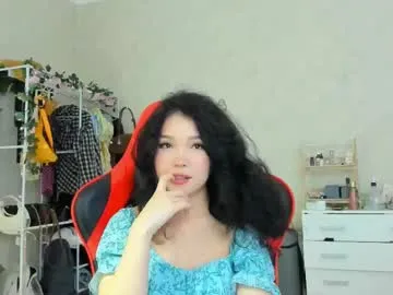 Alirawrz – webcam model profile photo Image 13