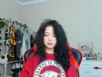 Alirawrz – webcam model profile photo Image 14