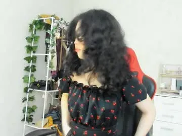 Alirawrz – webcam model profile photo Image 2