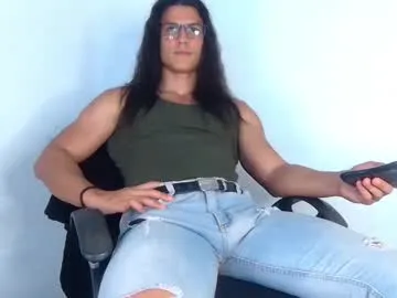 PabloArena – webcam model profile photo Image 14