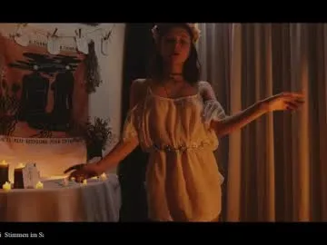 SallyDinosaur chat room preview Image 2