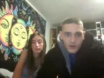 roouse – webcam model profile photo Image 11