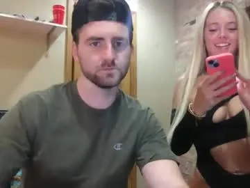 ariel_andcharlotte – webcam model profile photo Image 3
