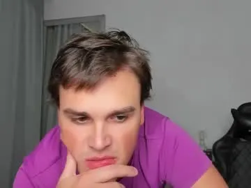 novaseraphic – webcam model profile photo Image 2