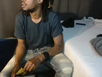 YU-KI00 – webcam model profile photo Image 2