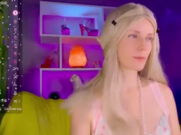 roouse – webcam model profile photo Image 15