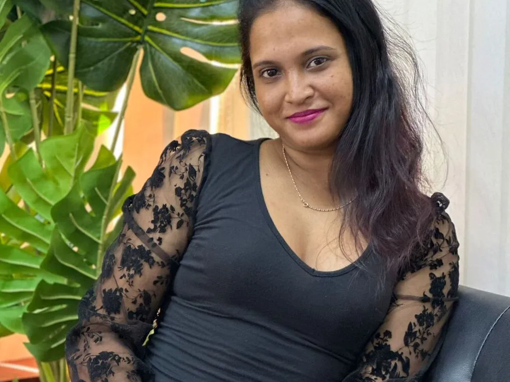 JasmineLoony – webcam model profile photo