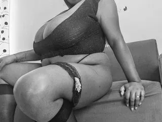 SaritaQueen – webcam model profile photo Image 5