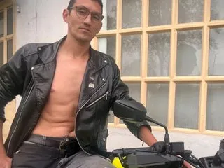 enzopratt – webcam model profile photo