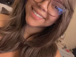 roxanelan – webcam model profile photo Image 2