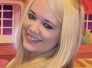 Hotforunow – webcam model profile photo