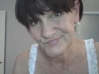 JizzelleJones chat room preview