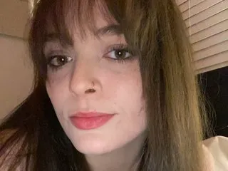 NikkiBoo25 – webcam model profile photo