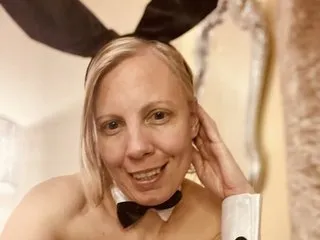 DomManlyGuy chat room preview Image 3