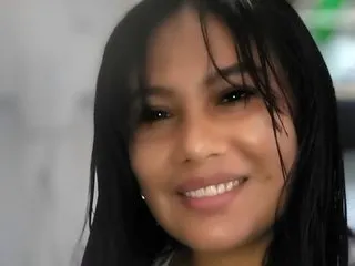 roouse – webcam model profile photo Image 3