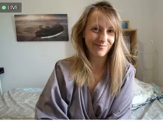 TwinksNextDoor – webcam model profile photo Image 3