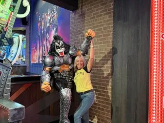 HopeHeaven – webcam model profile photo Image 4