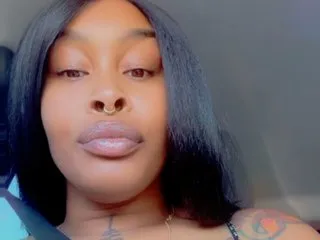 Tallandvoluptuous – webcam model profile photo