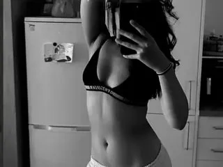 x_Iris_x chat room preview